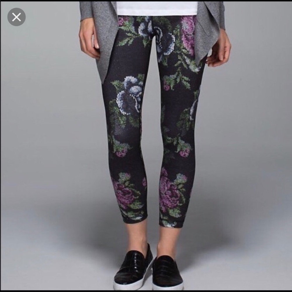 Lululemon flower print full length wunder under legging